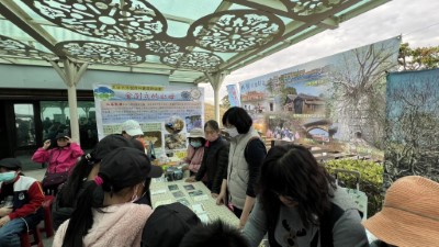 圖3小朋友體驗防火工作